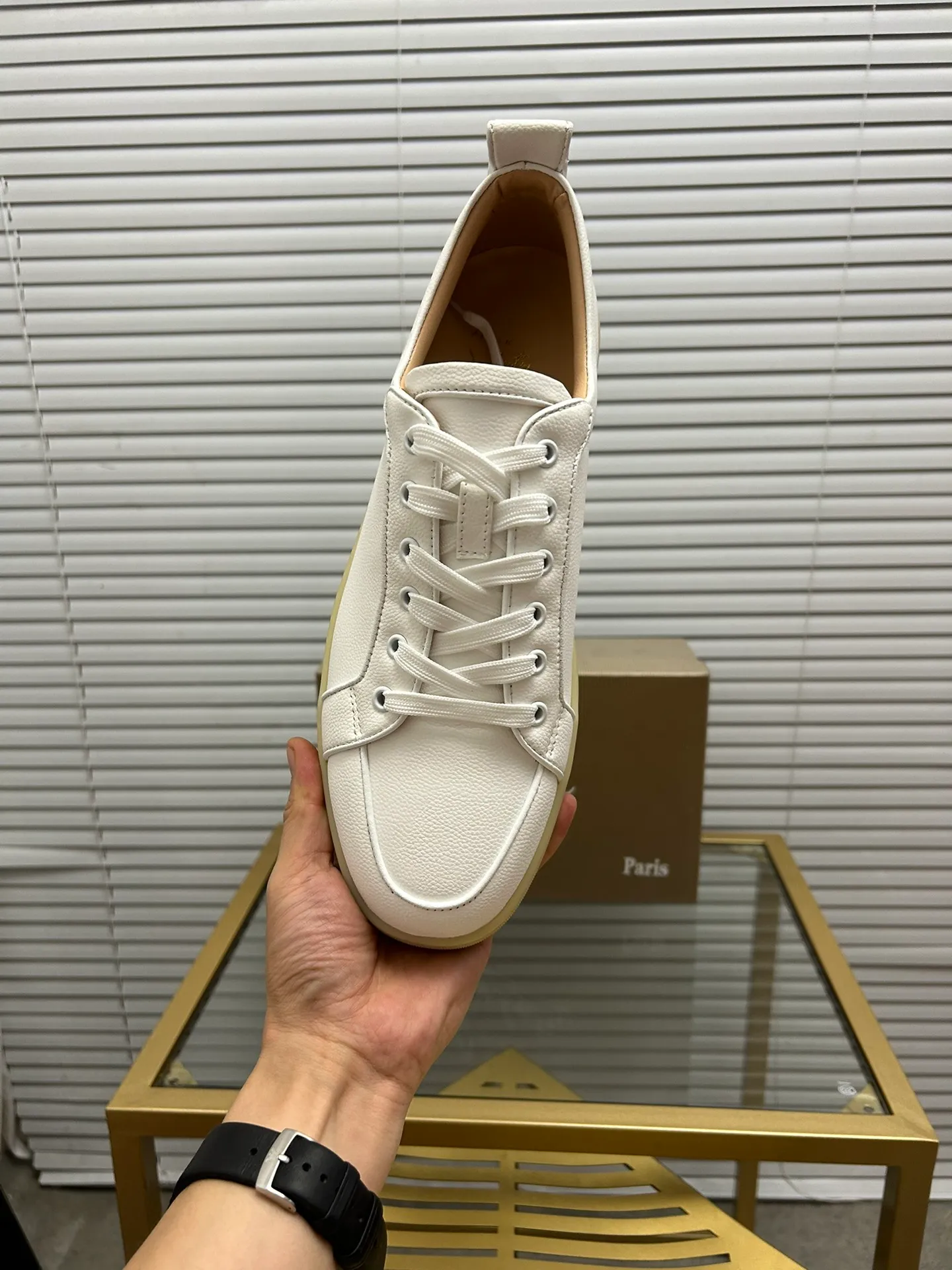 (Customized model) Ex-factory price is 480. christian louboutin (CL red sole shoes) counter series, casual sneakers for couples 📢 📢 📢 Exclusive hot style release 🎈🎈💪 Movable latex feet 👻 Finished outsole line [Proud] 😝Female 35-40# Male 38#-46, global supply😝 [Top version]: Original imported genuine leather upper, top original leather lining, original molded TPU outsole, original 1:1 detail processing, original shoe last,